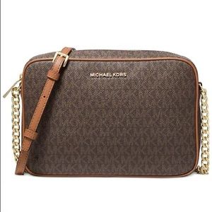 Michael Michael Kors Jet Set Signature East West Crossbody